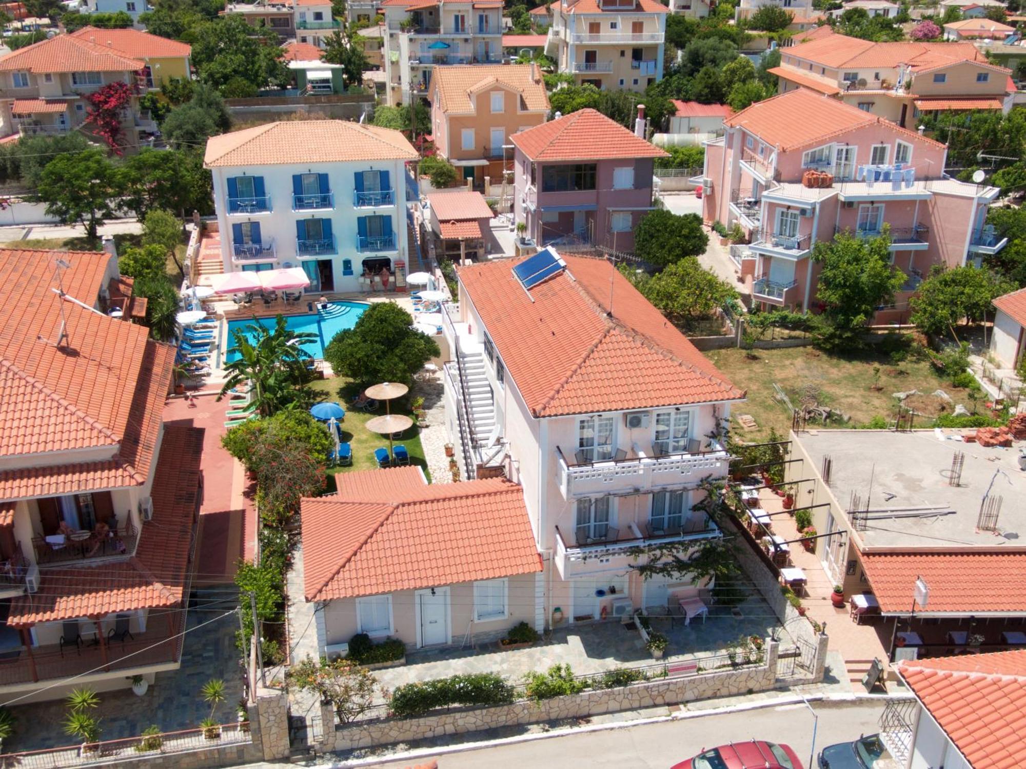 Theodora Studios & Apartments Skala  Exteriör bild